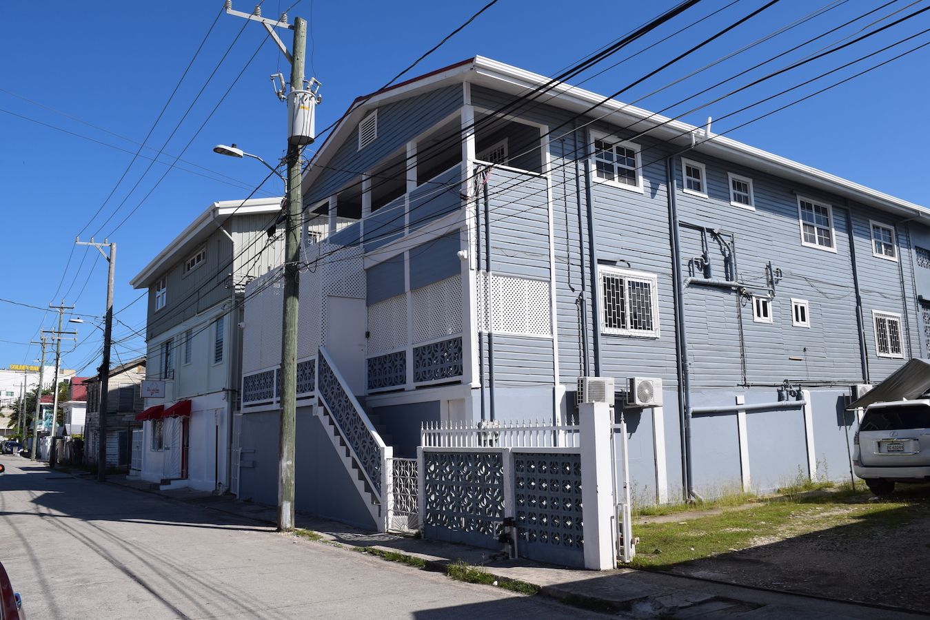 Apartments for Rent in Belize • Furnished & Unfurnished Long Term Rentals